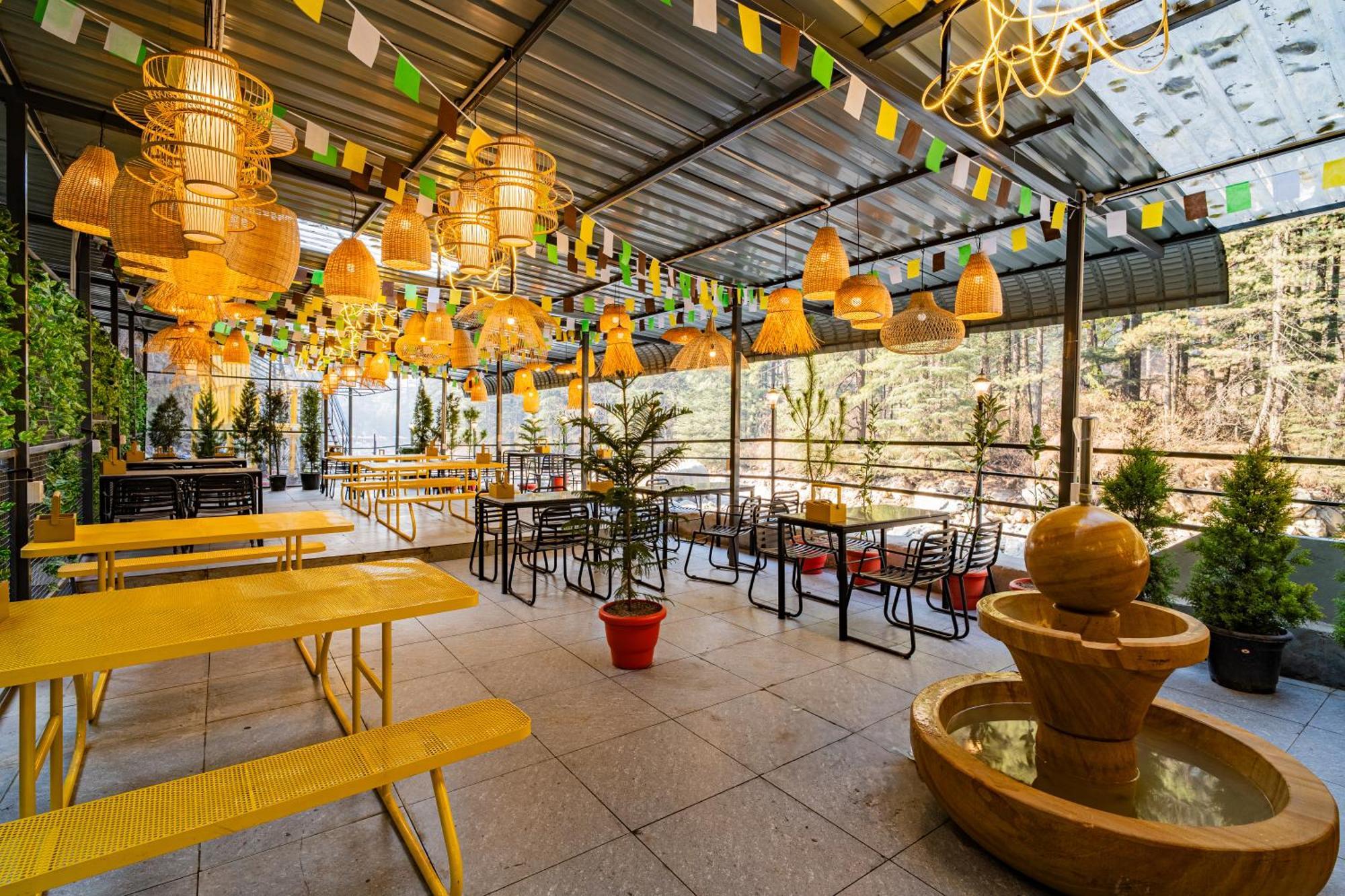 The Hosteller Kasol, Riverside Екстер'єр фото